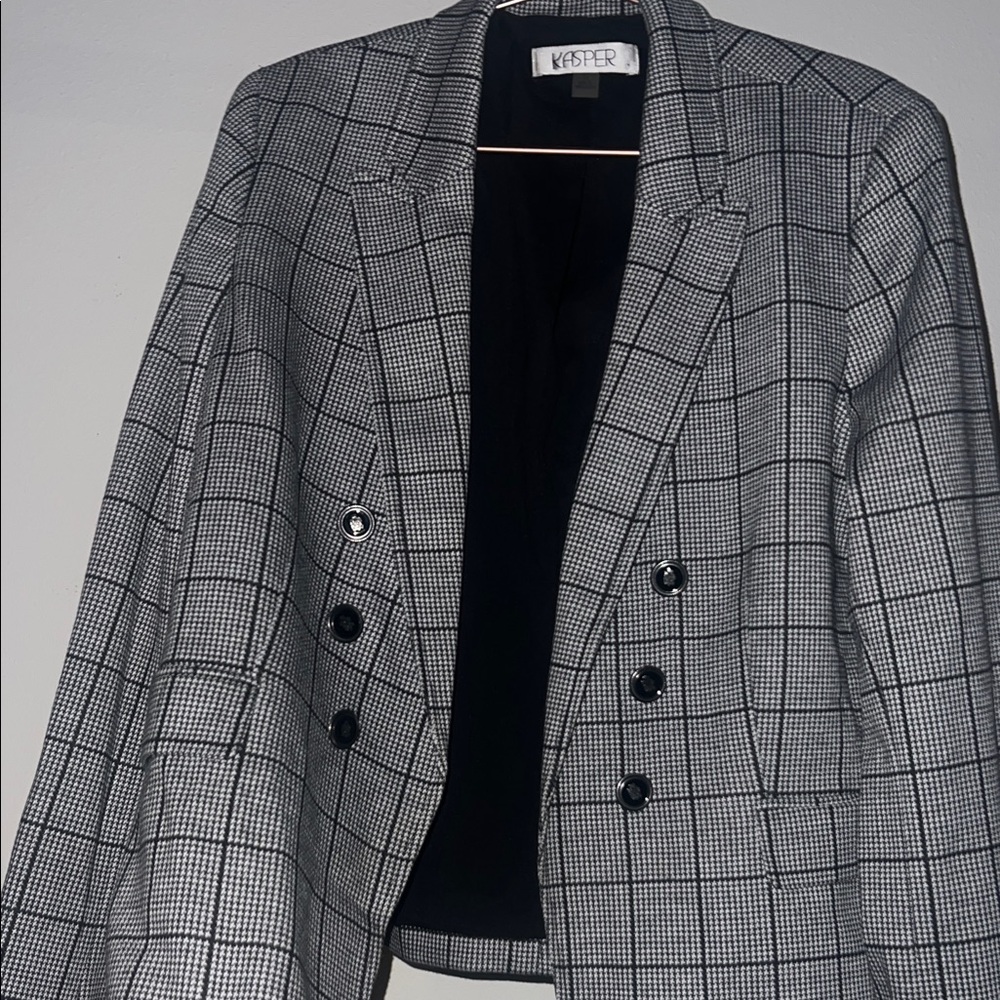 Kasper Men's Black and Gray Plaid Blazer